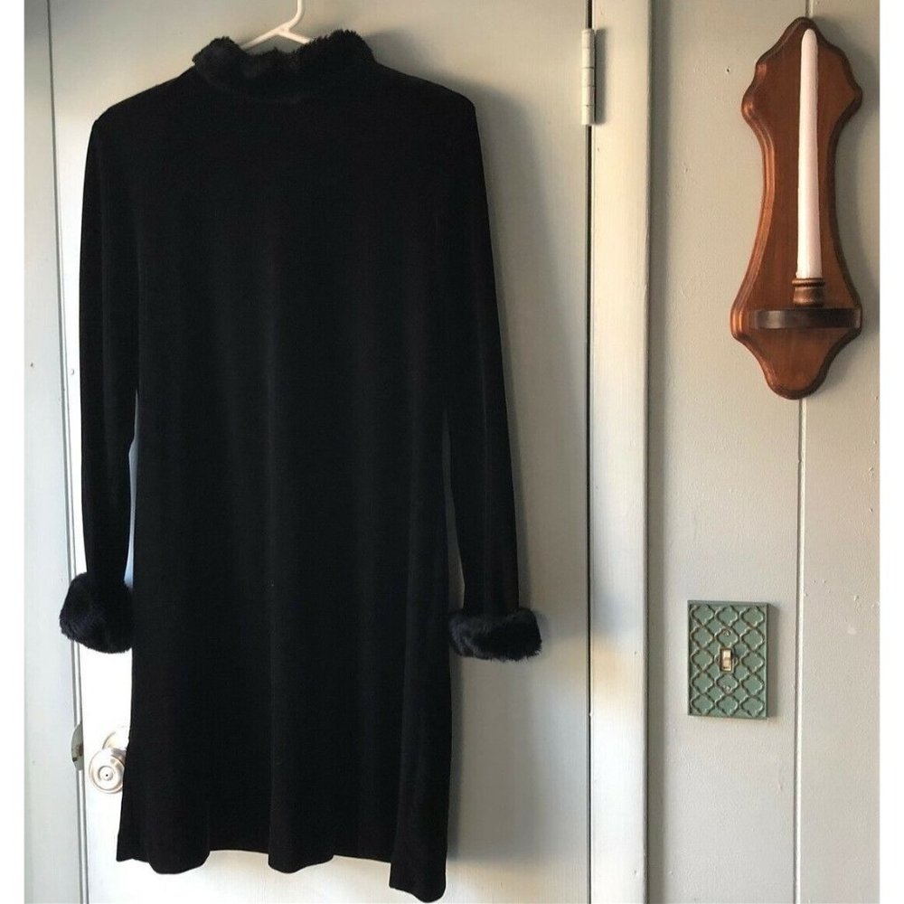 Vintage Citi Dress Black faux fur cuff and collar mod sheath 8P made in USA